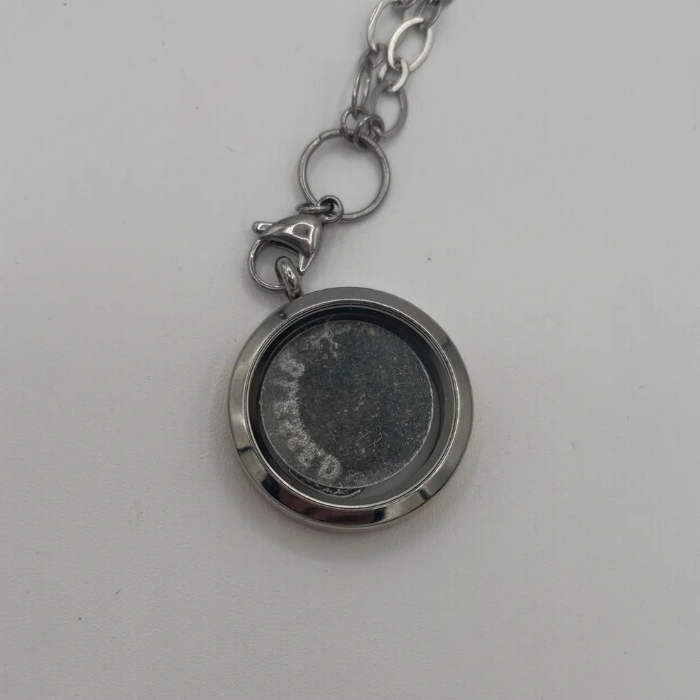 Elegant Silver Floating Locket MOM Hearts, Blessed, Family Long Pendant Necklace